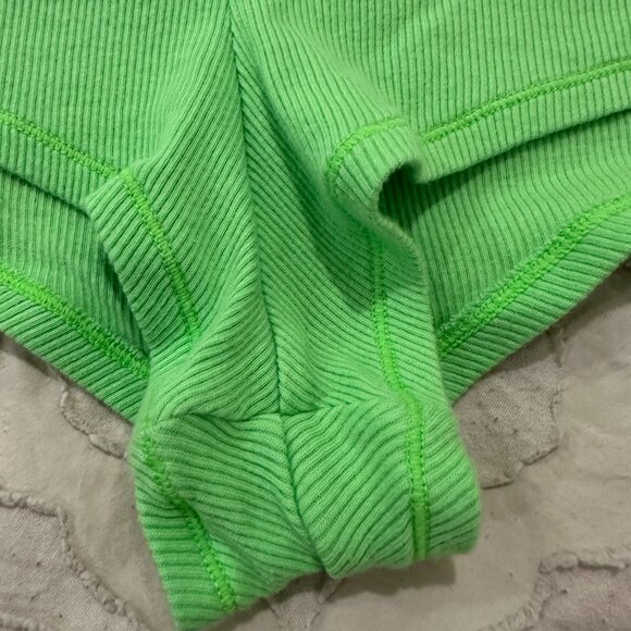 Skims Size M - Picture 4 of 6